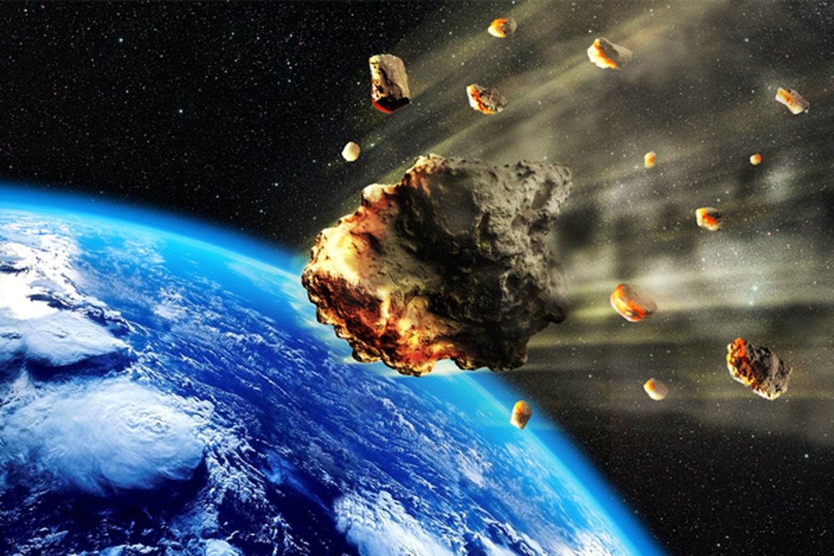 Fenomena Langit Agustus 2025: Hujan Meteor, Konjungsi Planet, hingga Bulan Purnama Spektakuler