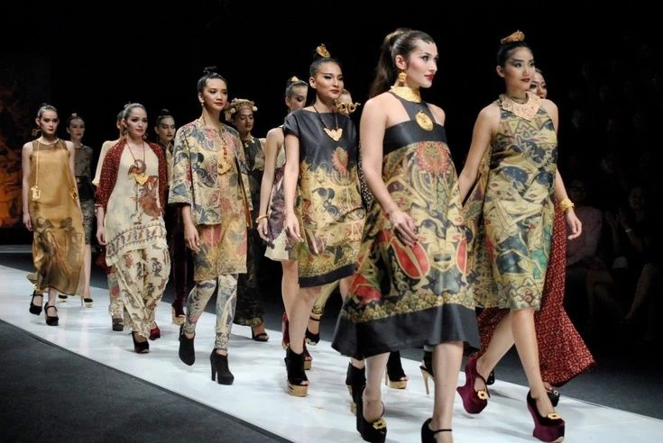 Tren Fashion Indonesia 2025: Inovasi Digital, Sustainability, dan Identitas Budaya